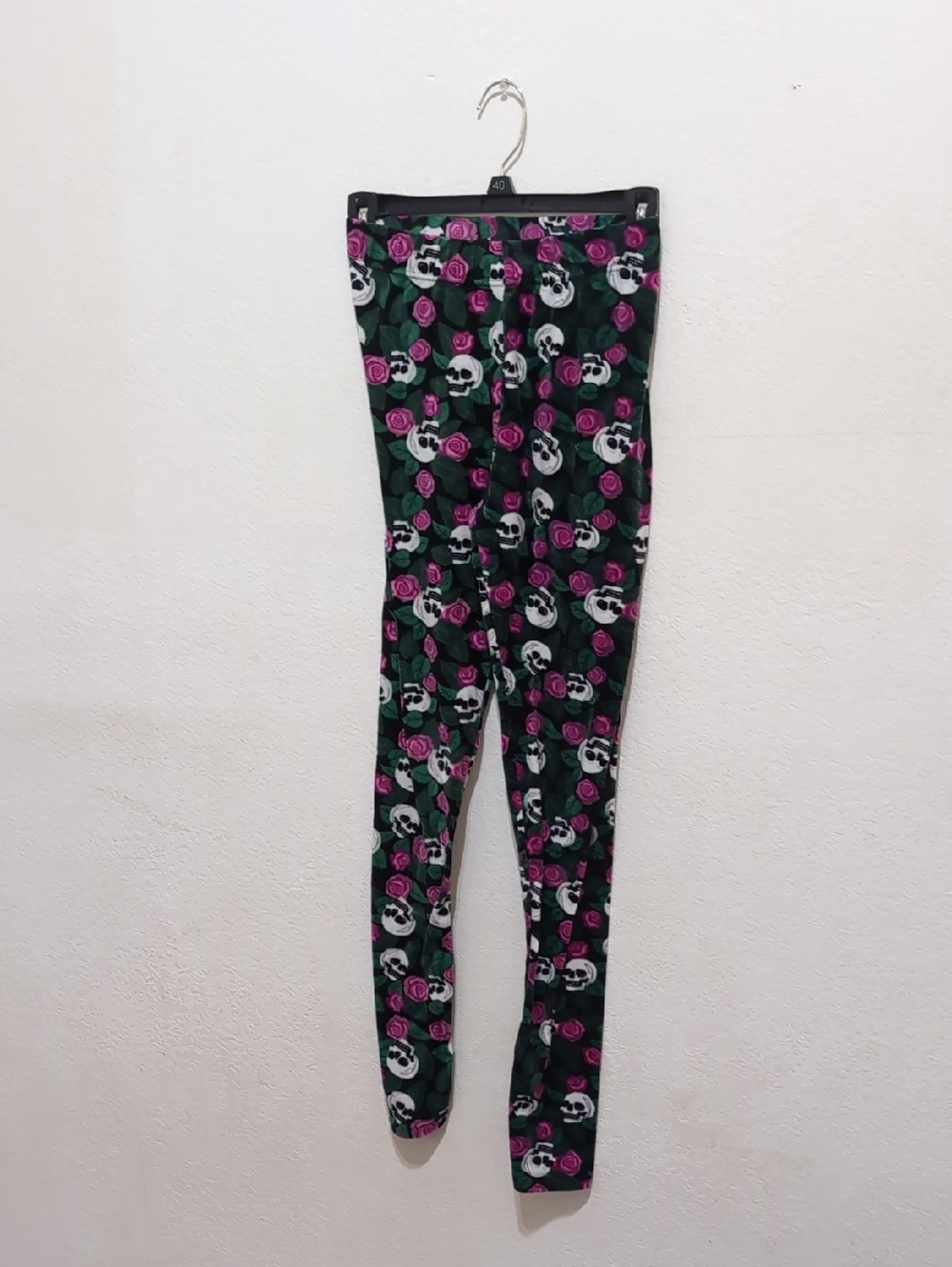 Serra Black Leggings with Pink Rose & White Skull Print